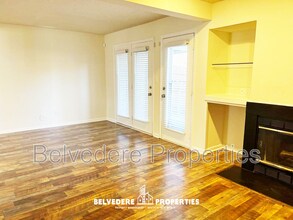 3726 Wayfarer Dr in Greensboro, NC - Building Photo - Building Photo