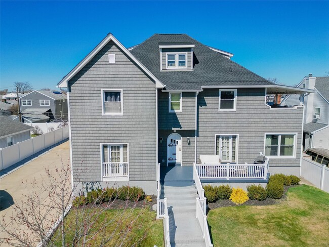 property at 265 E Chester St