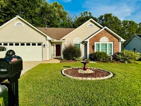 49 Southchase Dr in Fletcher, NC - Building Photo