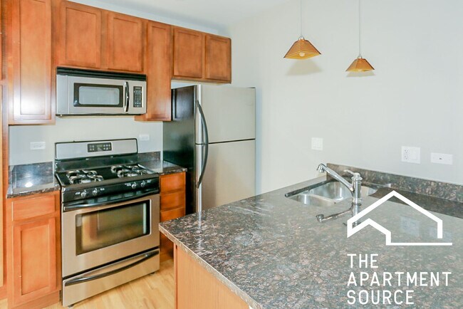 3810 N Marshfield Ave, Unit 1D in Chicago, IL - Building Photo - Building Photo