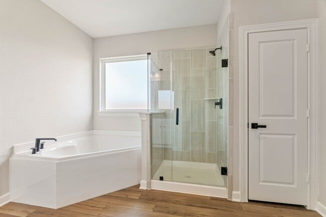 property at 1927 June Lk Ln