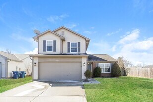 5217 W Hidden Ridge Ct in Indianapolis, IN - Building Photo