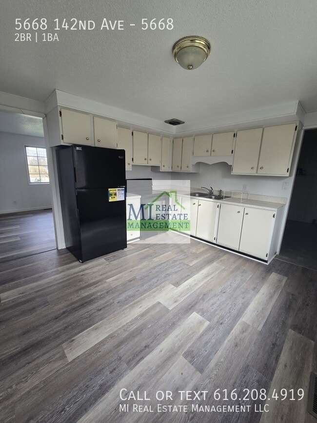 5668 142nd Ave in Holland, MI - Building Photo - Building Photo