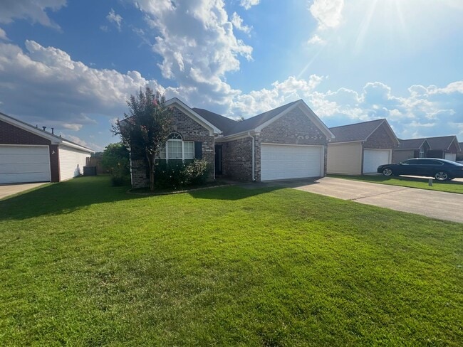 4976 Ross Cir in Northport, AL - Building Photo - Building Photo