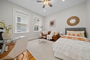 1564 Commonwealth Ave in Boston, MA - Building Photo