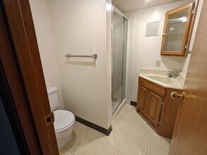 124 E 28th St in Vancouver, WA - Building Photo - Building Photo