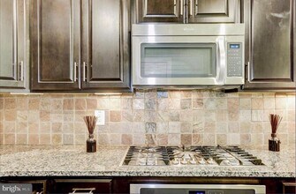 2107 Main Line Blvd in Alexandria, VA - Building Photo - Building Photo