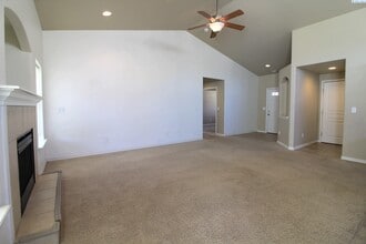 429 S Roosevelt St in Kennewick, WA - Building Photo - Building Photo