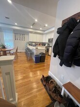 470 Green St in Cambridge, MA - Building Photo - Building Photo