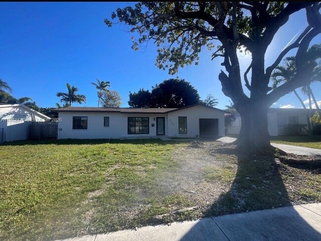 9124 SW 180th St in Palmetto Bay, FL - Building Photo - Building Photo