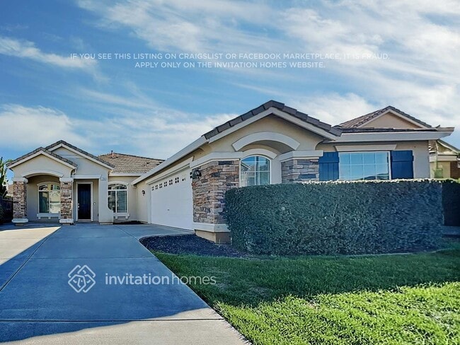 property at 1704 Carswell Ln