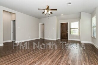 6415 Graceland Dr in Greenville, TX - Foto de edificio - Building Photo