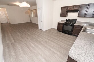 5539 Latta Plantation Dr in Katy, TX - Building Photo - Building Photo