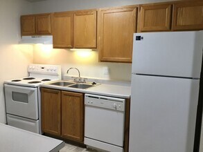 Ridgeview Terrace in Portland, OR - Building Photo - Interior Photo