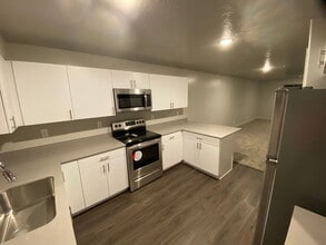184 Lone Rock Dr in Hurricane, UT - Building Photo - Building Photo