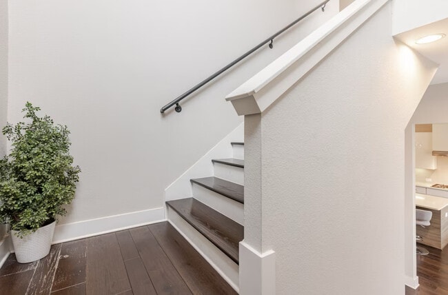 6108 Seville Dr in Austin, TX - Building Photo - Building Photo