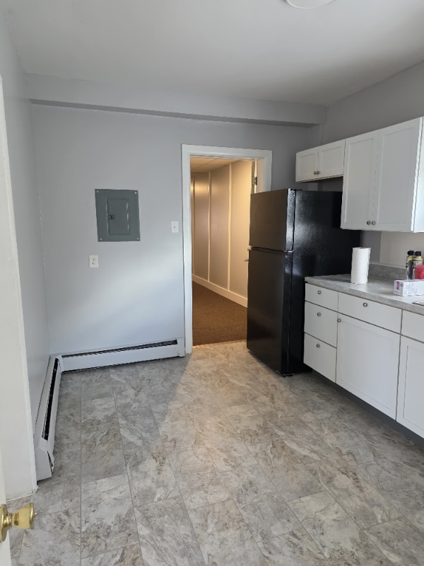 34 N Earl St in Shippensburg, PA - Building Photo - Building Photo