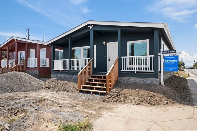 property at 204 S Sheridan St