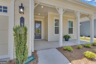 9 Milestone Trce in Newnan, GA - Building Photo - Building Photo
