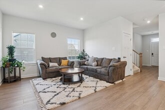 205 Sloan Dr in Coatesville, PA - Building Photo - Building Photo