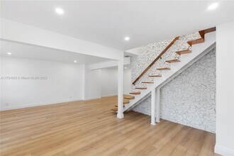 4412 E Tradewinds Ave in Lauderdale-by-the-Sea, FL - Building Photo - Building Photo