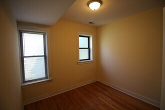 3717 Leavitt N St, Unit 3 in Chicago, IL - Building Photo - Building Photo