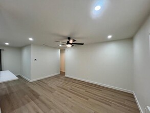 8012 Pinedale Cove in Austin, TX - Building Photo - Building Photo