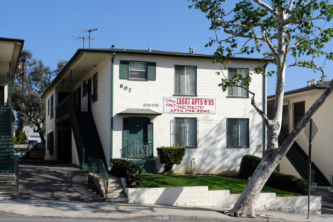 Hyde Park I Apartments in Inglewood, CA - Building Photo