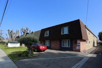 Shady Lane Apartments in El Cajon, CA - Building Photo - Building Photo