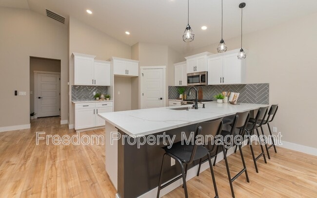 2125 Oxon St in Caldwell, ID - Building Photo - Building Photo