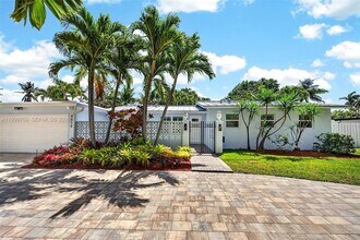 4010 NE 22nd Ave in Lighthouse Point, FL - Building Photo - Building Photo