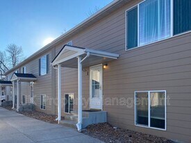 819 6th Ave S in Great Falls, MT - Building Photo