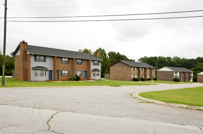 11-57 Edgefield Ln NW in Covington, GA - Foto de edificio - Building Photo