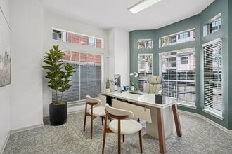 The Inverness in Houston, TX - Building Photo - Building Photo