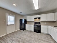 427 Silky Leaf Dr photo'