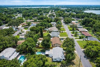 904 15th St NE in Winter Haven, FL - Building Photo - Building Photo