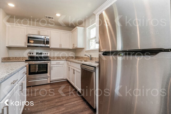 201 Western Red Cedar Dr in Springfield, GA - Building Photo - Building Photo
