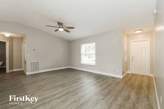 161 Kamal Pkwy in Cape Coral, FL - Building Photo - Building Photo