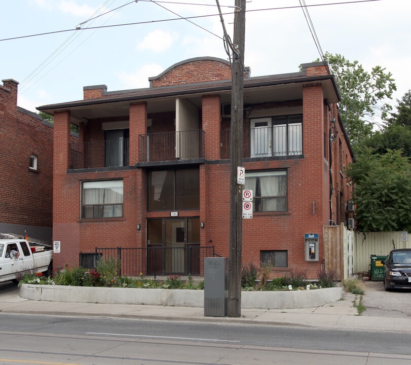 1365 Bathurst St in Toronto, ON - Building Photo