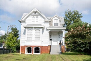 413 Ridge St in Charlottesville, VA - Building Photo