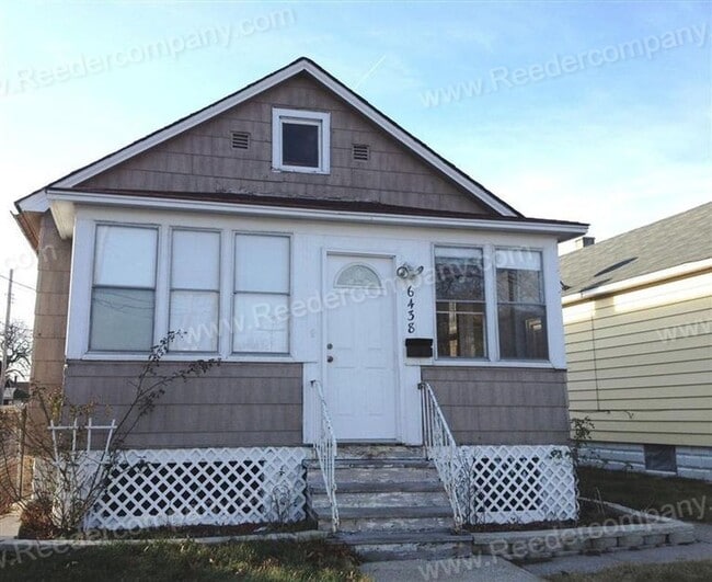 6438 Jefferson Ave in Hammond, IN - Foto de edificio - Building Photo