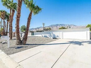 2223 N Magnolia Rd in Palm Springs, CA - Building Photo - Building Photo