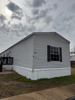 3127 Greenfield Rd in Pearl, MS - Building Photo