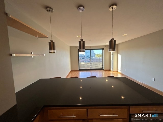 111 deKoven Drive in Middletown, CT - Building Photo - Building Photo