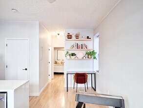 159 Cottage St in Boston, MA - Building Photo - Building Photo