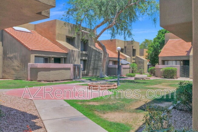 property at 1432 W Emerald Ave