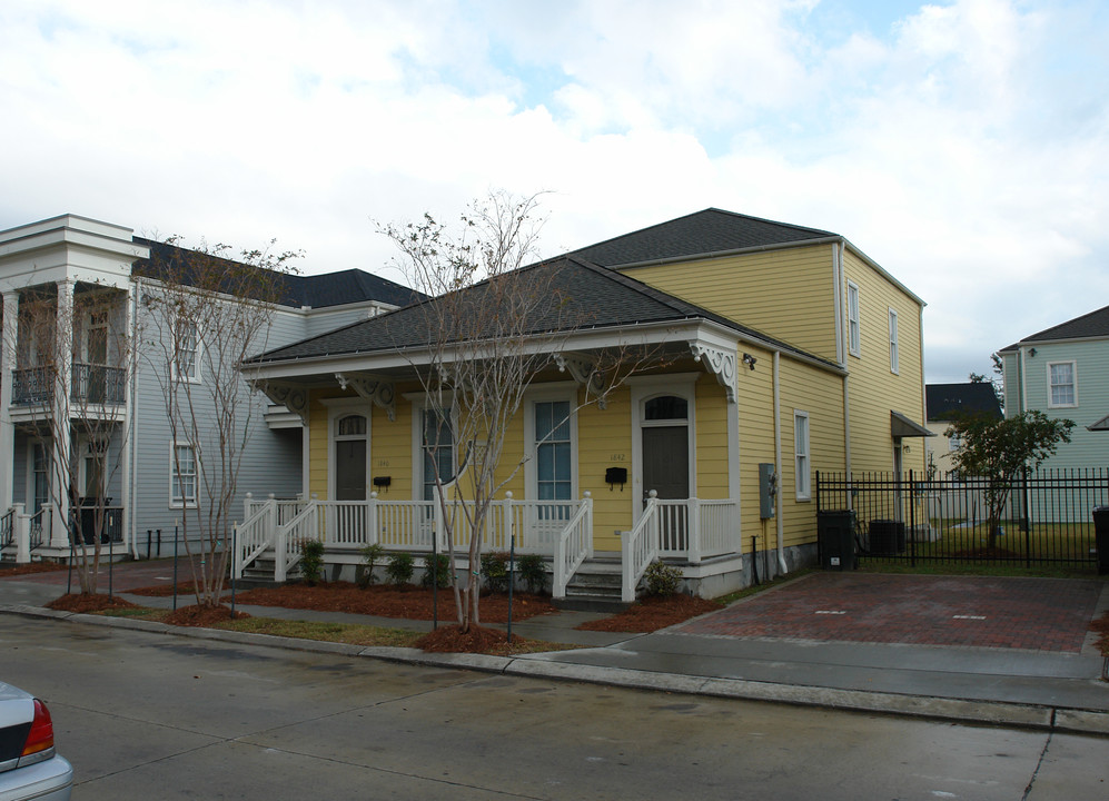 1842 Laurel St in New Orleans, LA - Foto de edificio