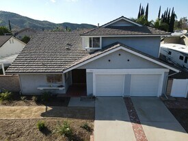 1847 N Hilliard Ave in Simi Valley, CA - Building Photo