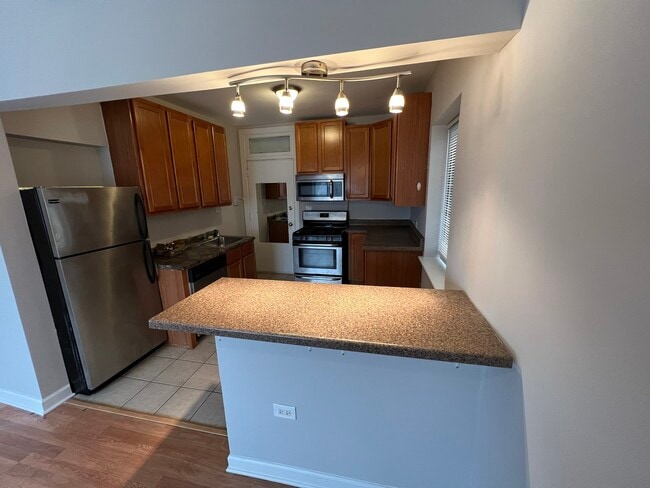 4946 N Harding Ave in Chicago, IL - Building Photo - Building Photo