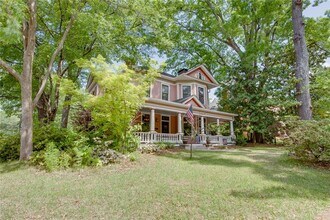 860 Euclid Ave NE in Atlanta, GA - Building Photo - Building Photo